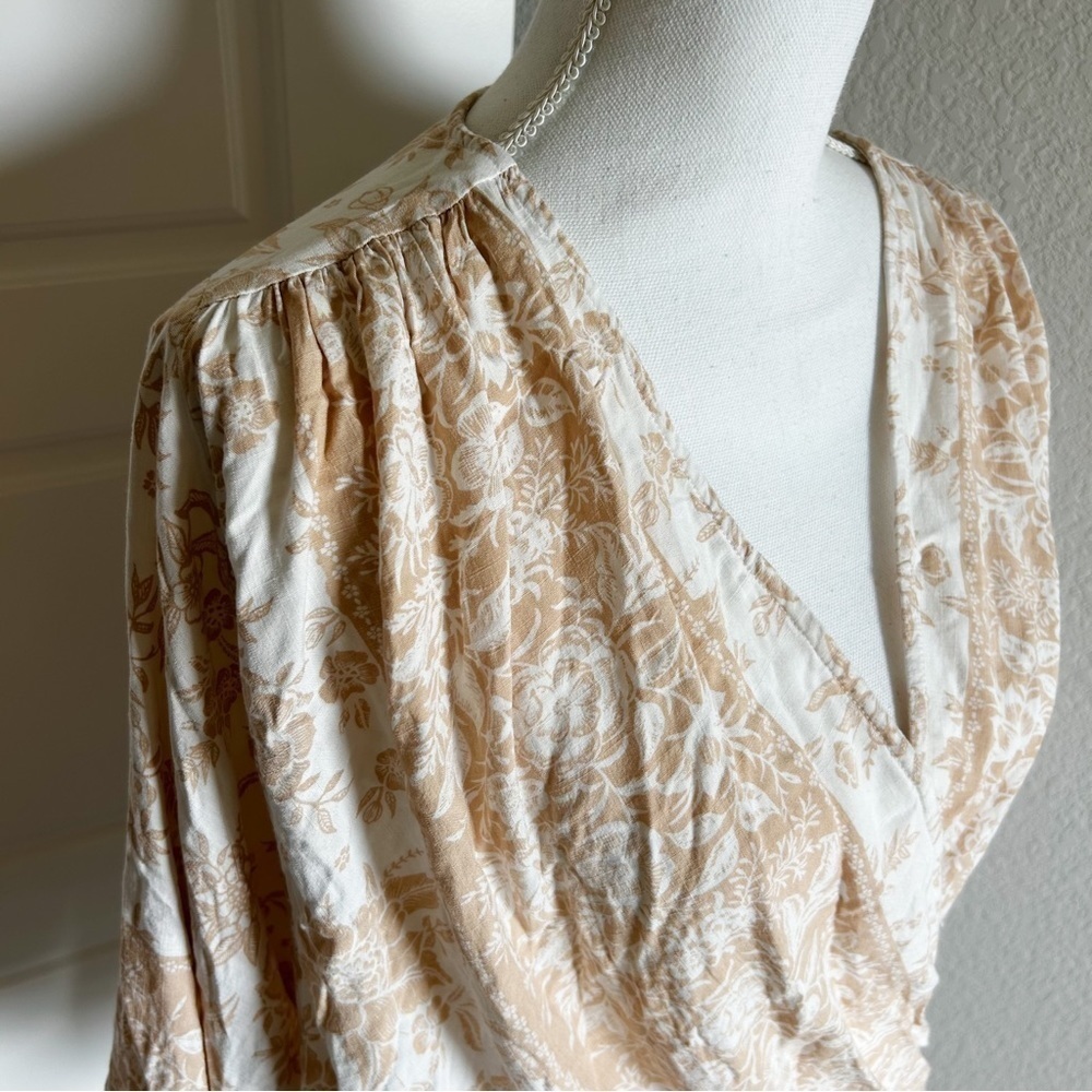 Petal & Pup Kendra Floral Wrap Blouse High Low - Picture 6 of 14